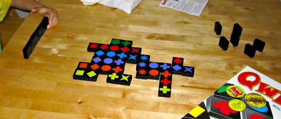 playing qwirkle