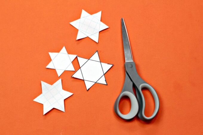 Scissors and paper stars